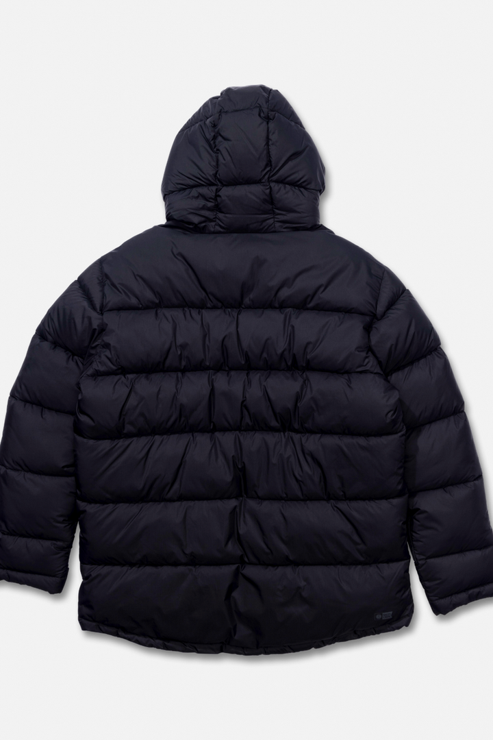 Salty Crew - Apex Barrier Jacket in Pirate Black