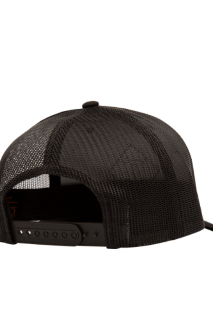 Salty Crew - Sealine Retro Trucker Hat in Black