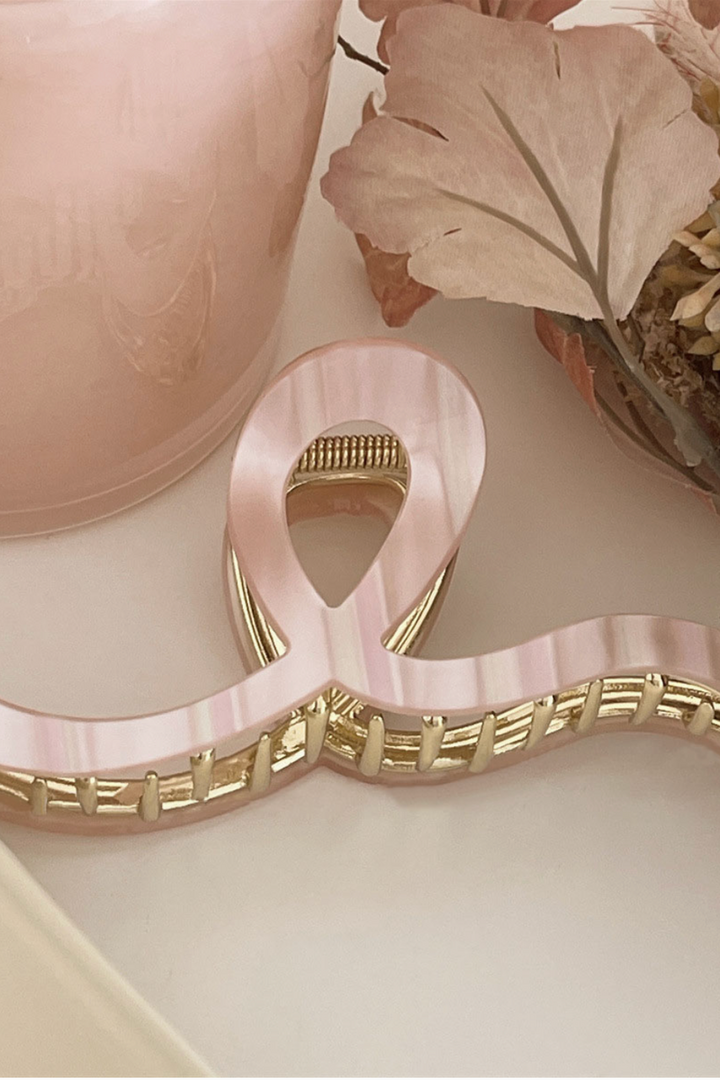 ACCITY - Metal Hair Claw in Pink