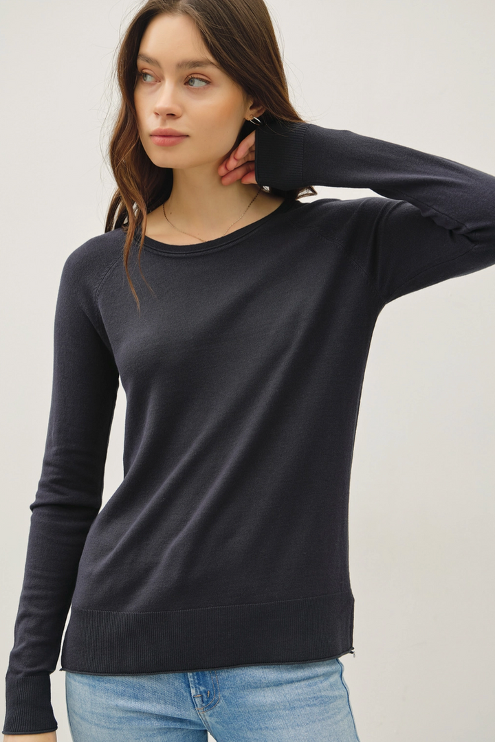 Be Cool - Lightweight Round Neck Raglan Sweater in Dark Teal