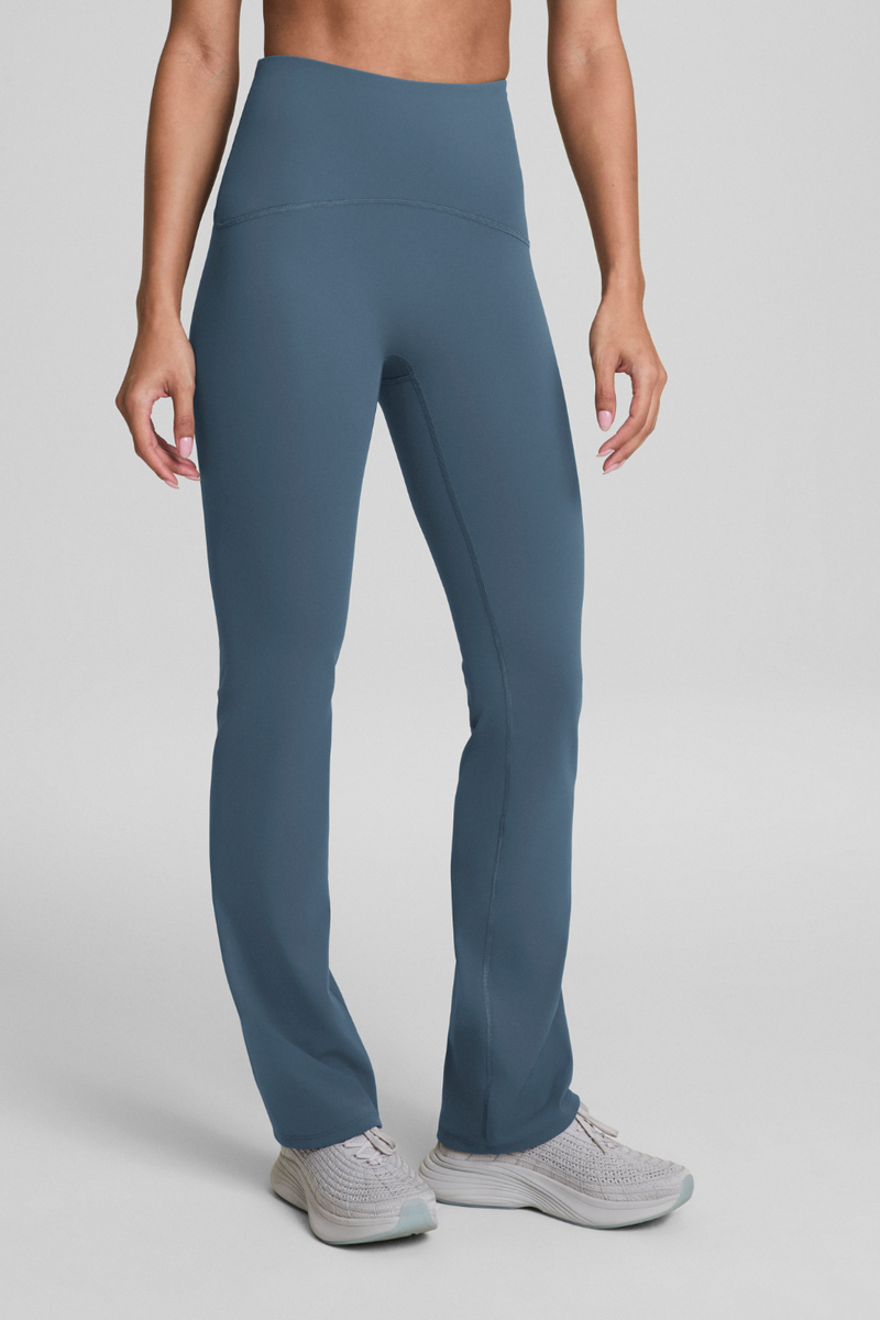 SPANX - SPANXshape™ Booty Boost® Flare Pant in Nightshade