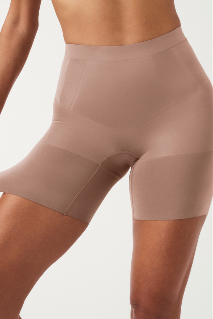 SPANX - Oncore Mid-Thigh Short in Cafe Au Lait