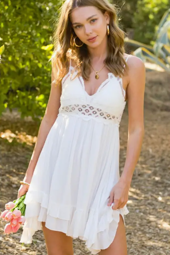 La Miel - Lace Cocktail Dress in White