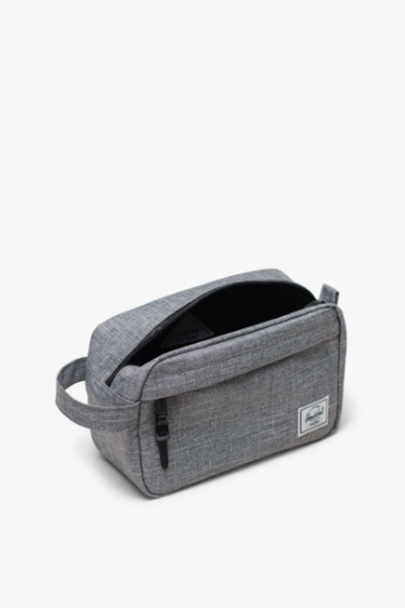 Herschel - Chapter Travel Kit in Raven Crosshatch