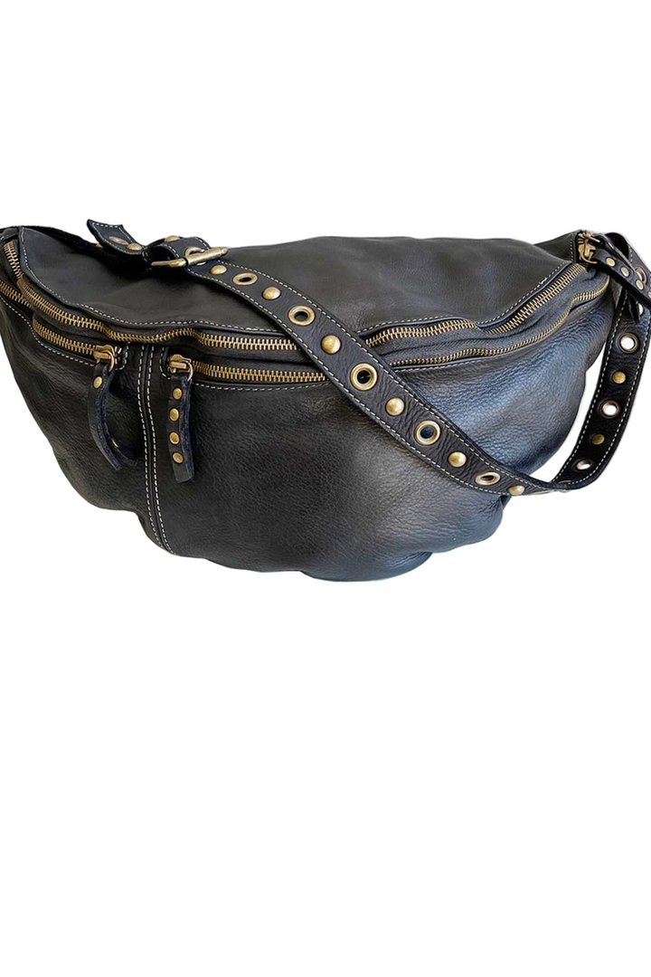 Bolsa Nova - Bella Large Leather Sling Bag in Black