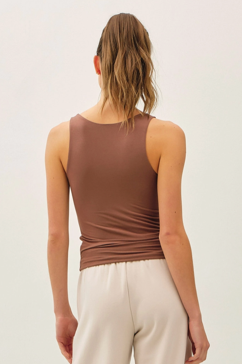 Be Cool - Basic Full Length V-Neck Tank