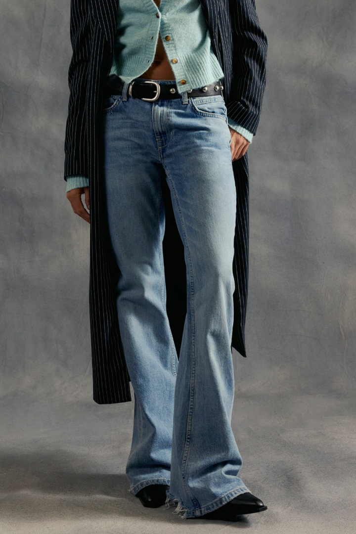 Free People - We The Free West Coast Relaxed Jeans in Dodger