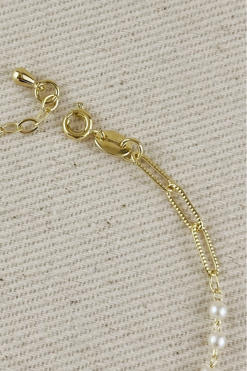 GoldFi - 18k Gold Filled Diamond Cut Paperclip and Pearls Bracelet