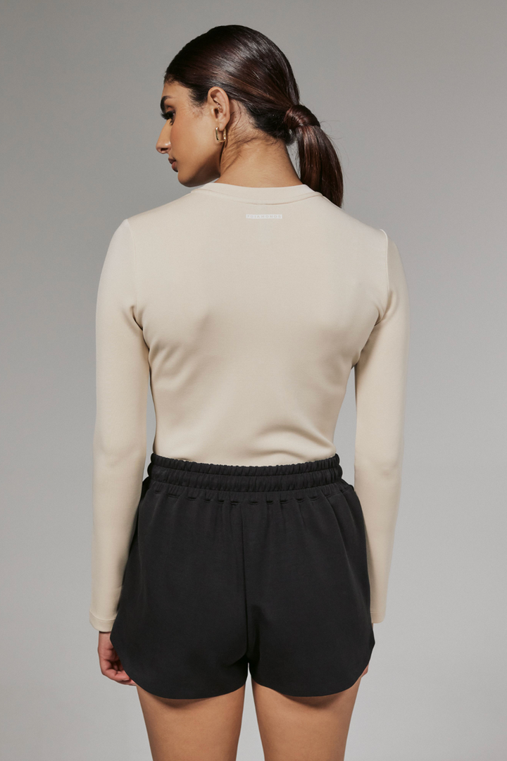 7DIAMONDS - REV™ Long Sleeve Tee in Vanilla