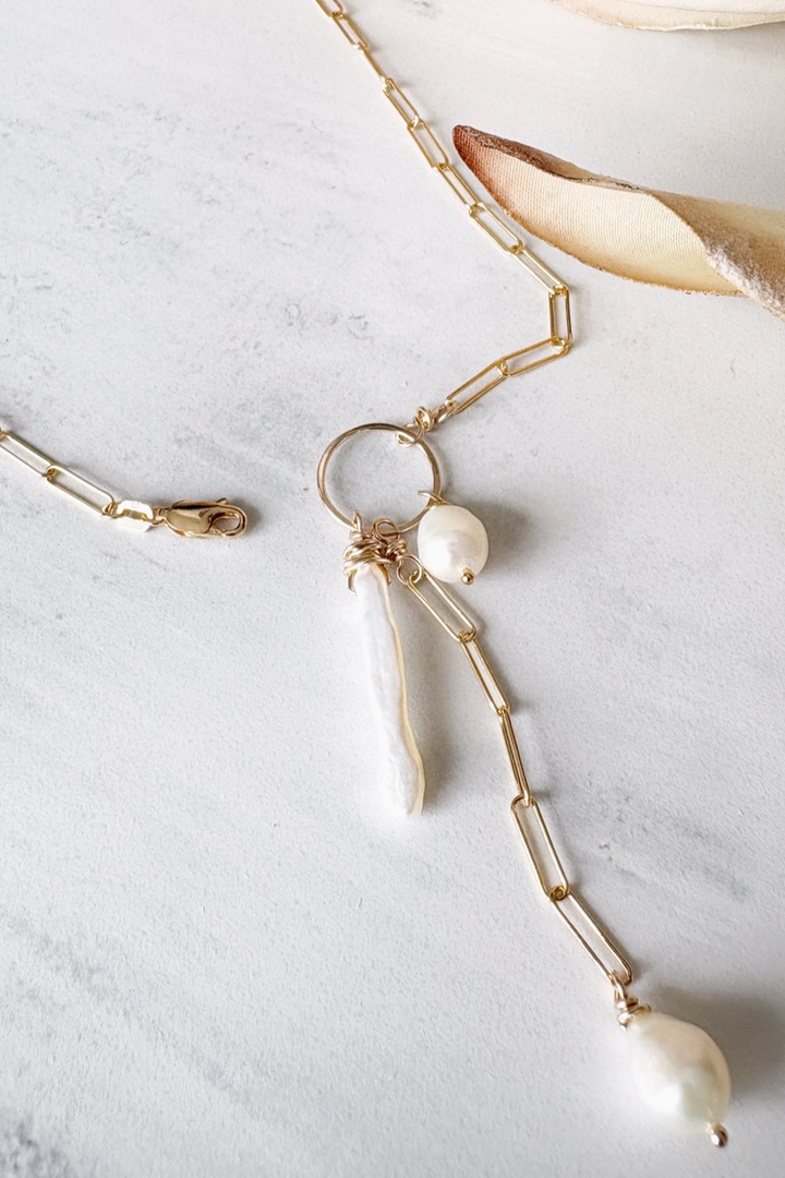 Quinn Sharp - Paperclip Lariat Freshwater Pearl Necklace in 14k Gold Fill