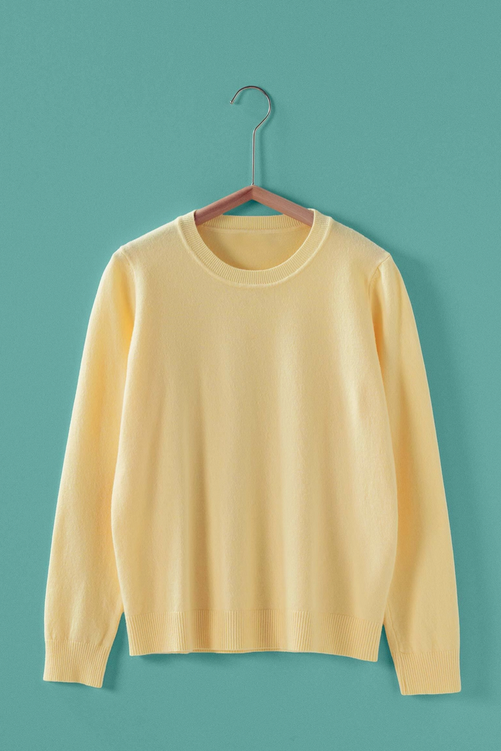 Urban Daizy - Soft Blend Crewneck Knit Pullover in Yellow
