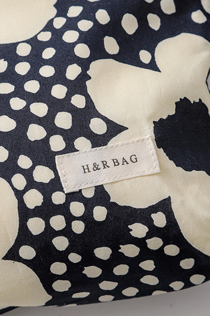 ACCITY - Dotted Floral Makeup Travel Pouch