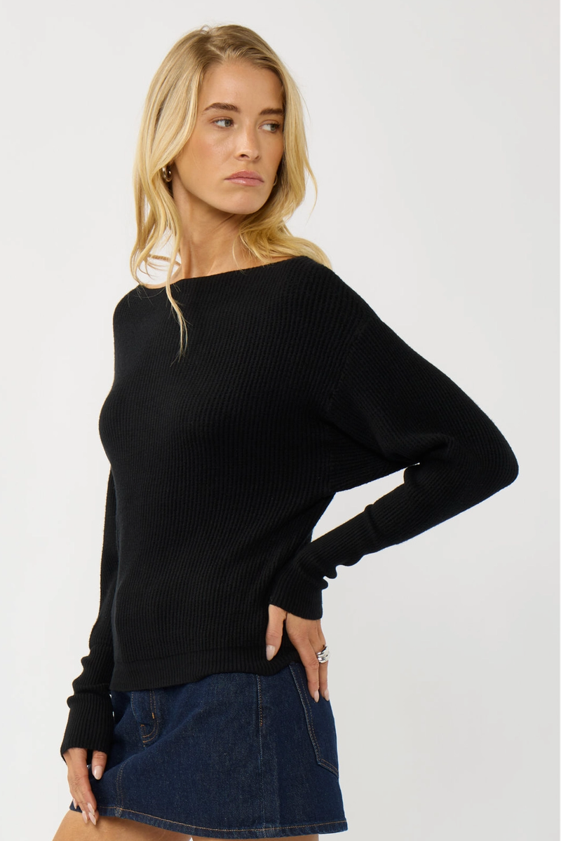 Lovestitch - Waffle Knit Long Sleeve Pullover Sweater in Black