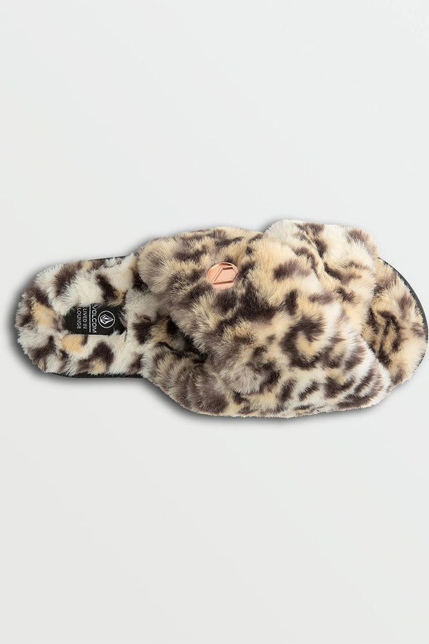 Volcom - Lived In Lounge Slip Sandal in Cheetah