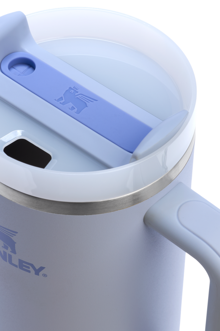 Stanley - The Quencher H2.0 FlowState™ Tumbler in Dew Drop 2.0 (40oz)