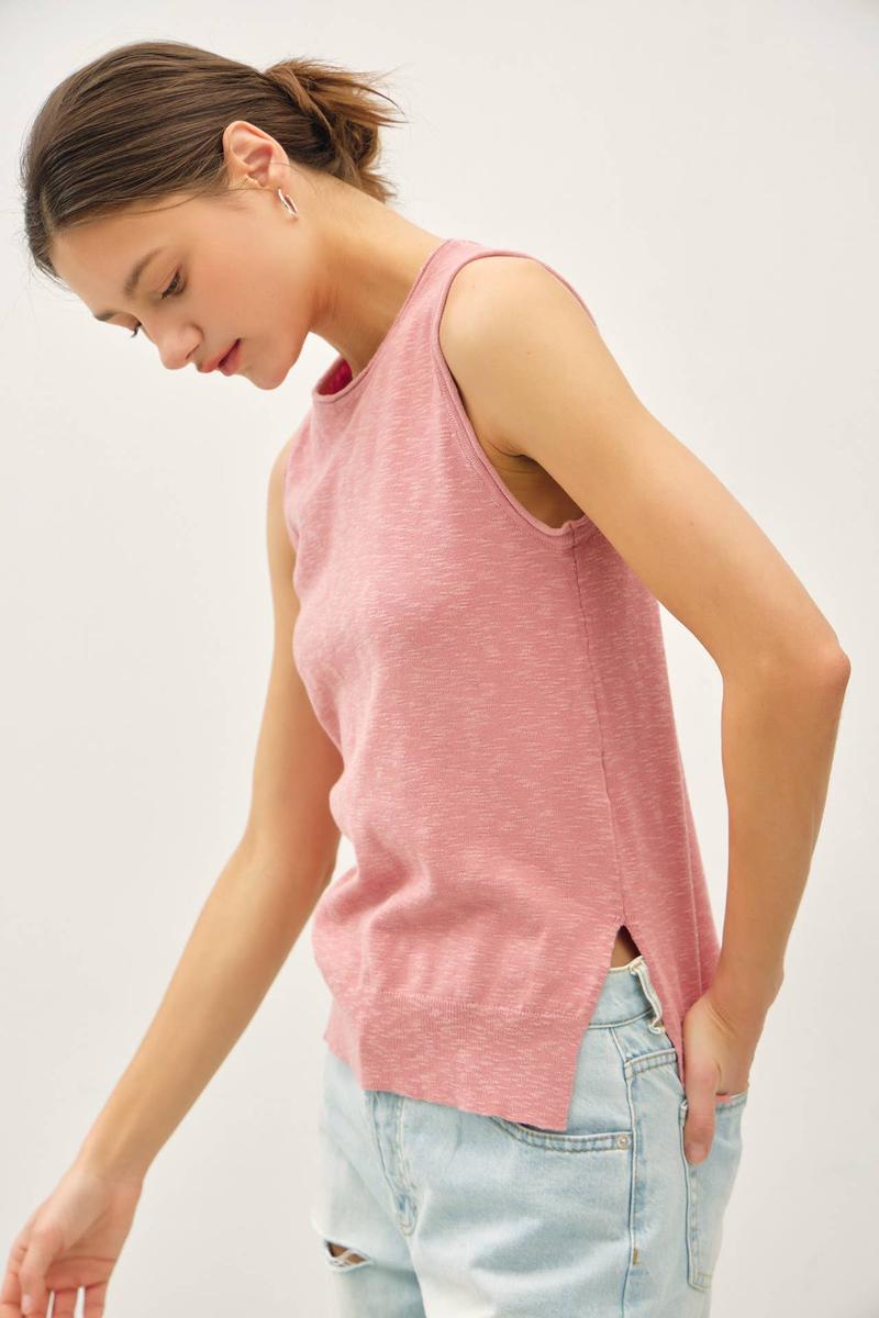 Be Cool -    Classic Pullover Raw Seam Detailed Knit Tank in Rose