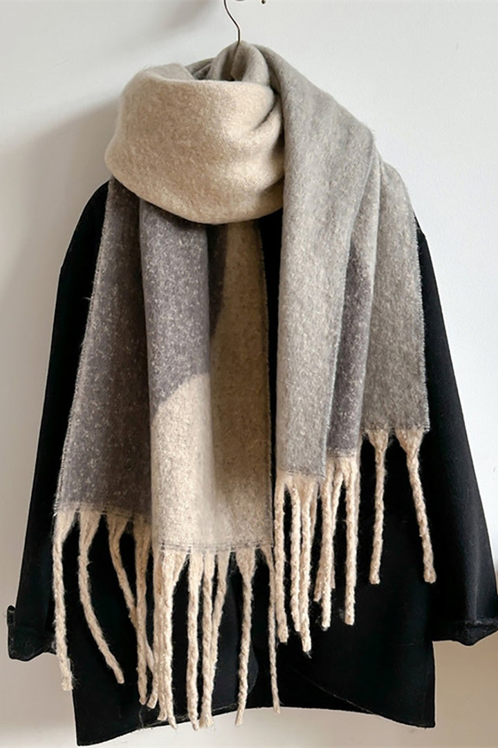 ACCITY - Geometric Fringe Wool Scarf