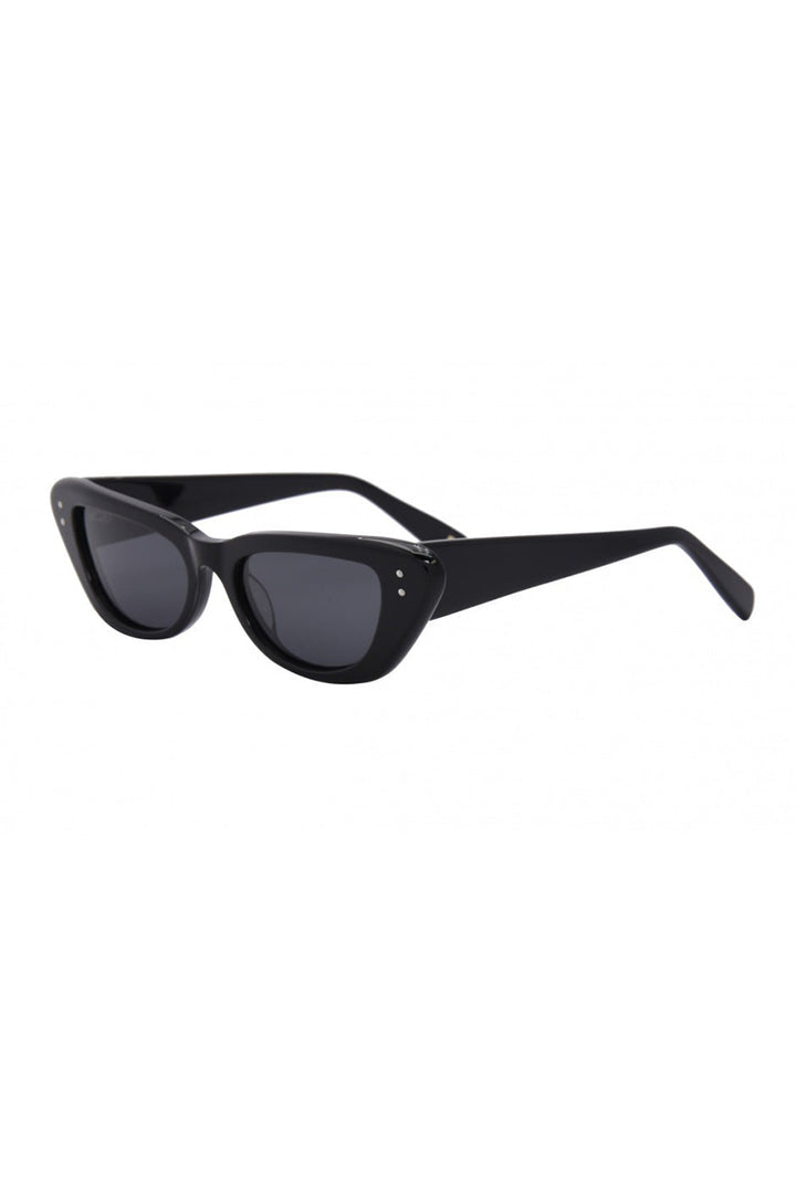 I-SEA - Astrid with Black Frame and Smoke Polarized Lenses