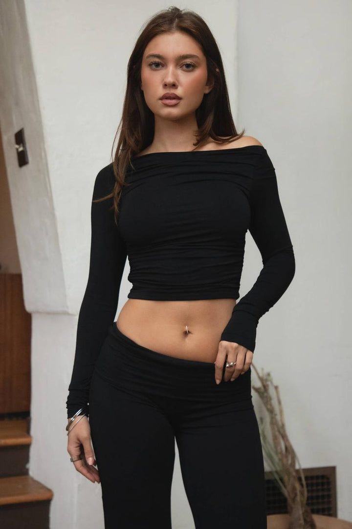 TICTOC - JOLINA Boat Neckline Basic Casual Lounge Long Sleeve Top in Black