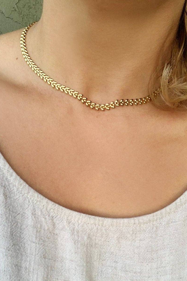 Goldfi - 18k Gold Filled Leaf Choker Necklace