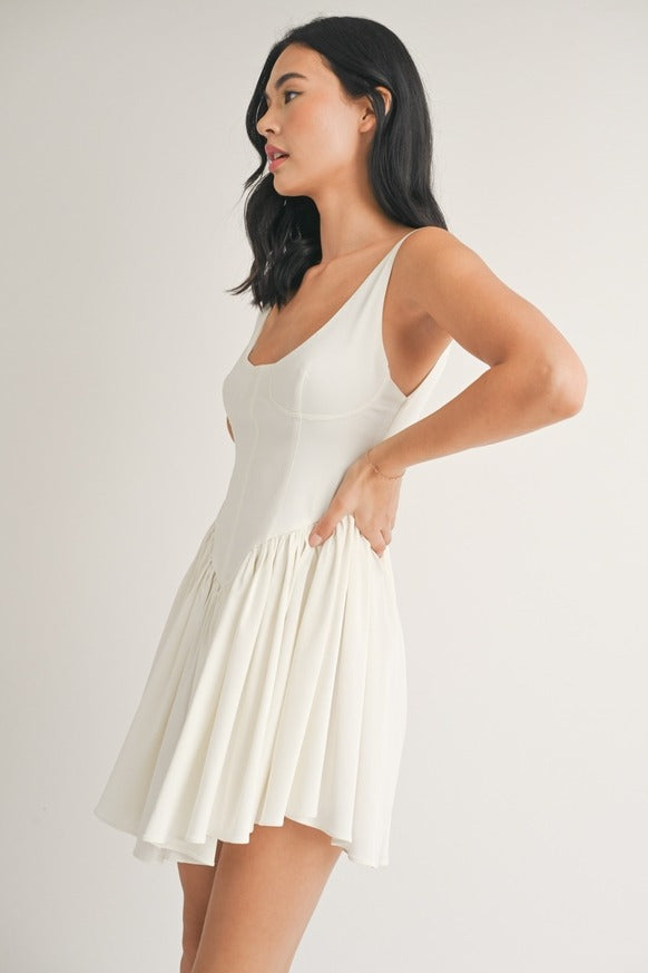 Klesis - Scoop Neck Sleeveless Pleated Flare Mini Dress