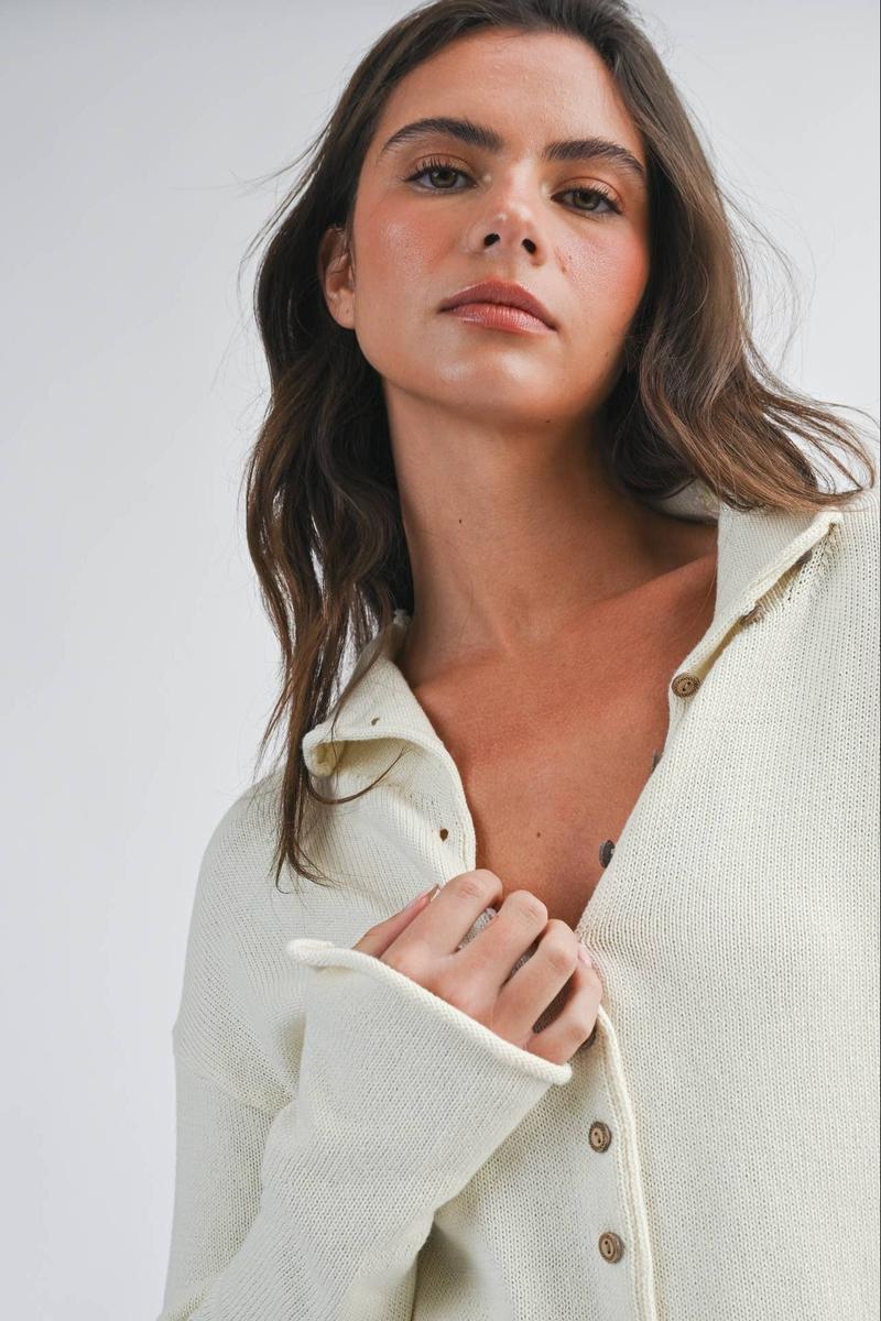 AEMI + CO - Button Front Cropped Knit Cardigan in Cream