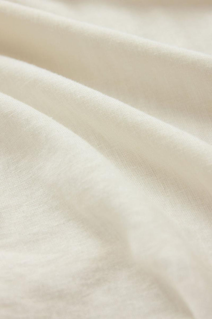 Z Supply - The Perfect Button Up in White
