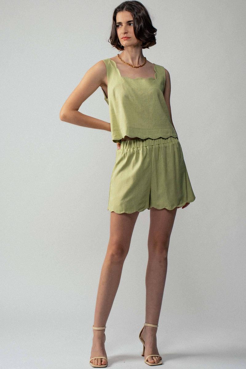 Urban Daizy - Scallop Edge Linen Blend Pull-On Summer Shorts in Lite Kiwi