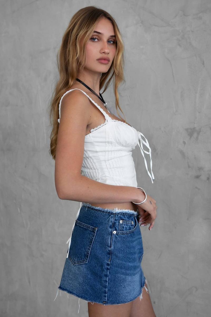 TICTOC - TILLA Sweetheart Neckline with Lace Trim Milkmaid Corset Top in White