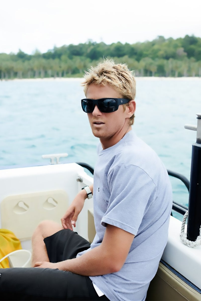 I-SEA - Captain with Black Frames and Smoke Polarized Lenses