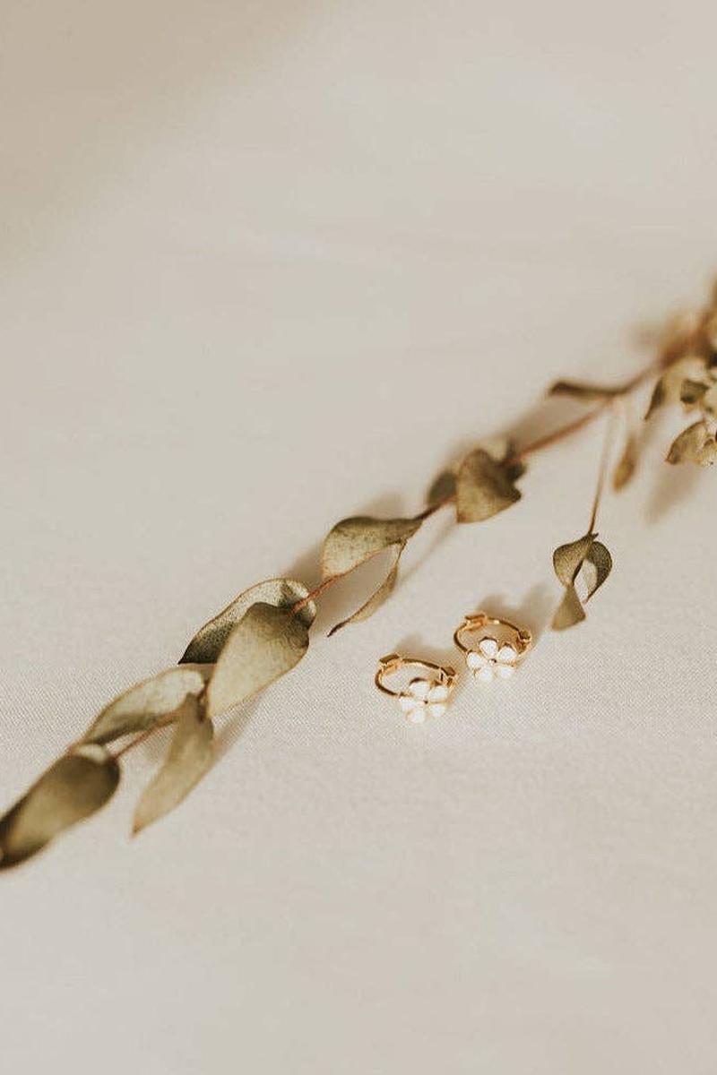 Mauve Jewelry Co. - Flower Mini Hoops