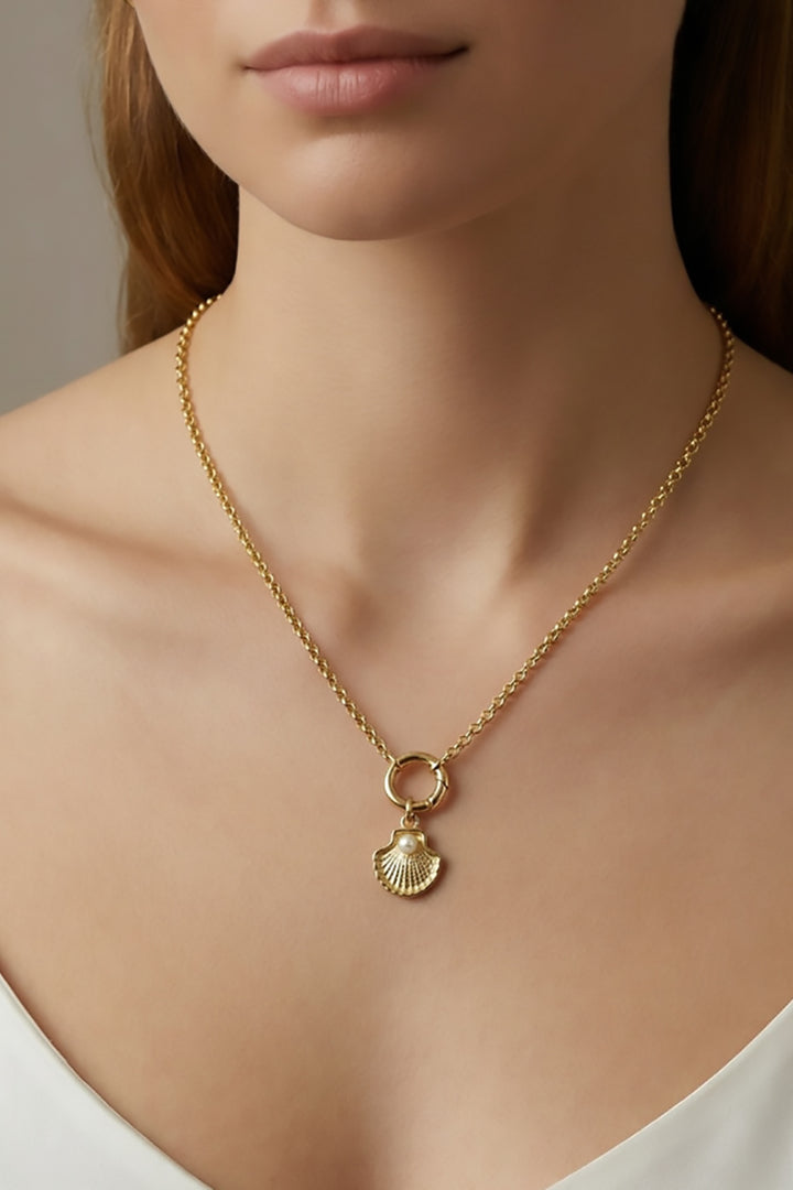 GoldFi - 18k Gold Filled Scalloped Shell Charm