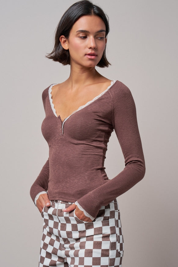 Urban Daizy - Lace Trim Slub Knit Henley Long Sleeve Top