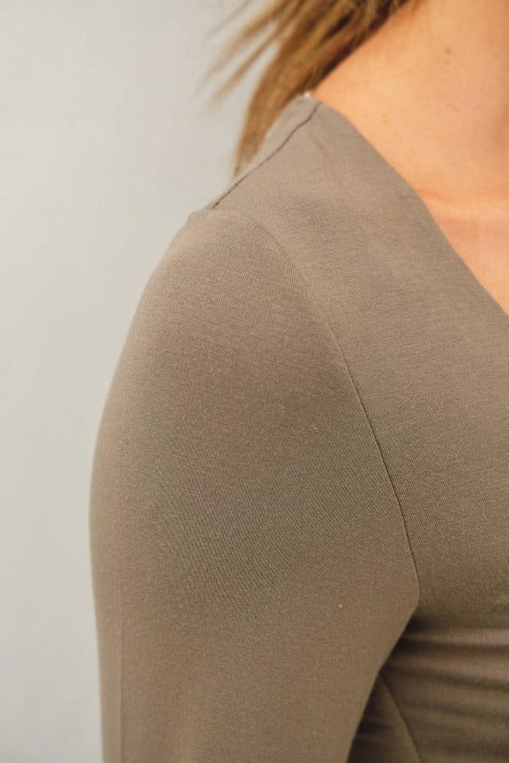 Be Cool - Solid Long Sleeve Scoop Neck Basic top