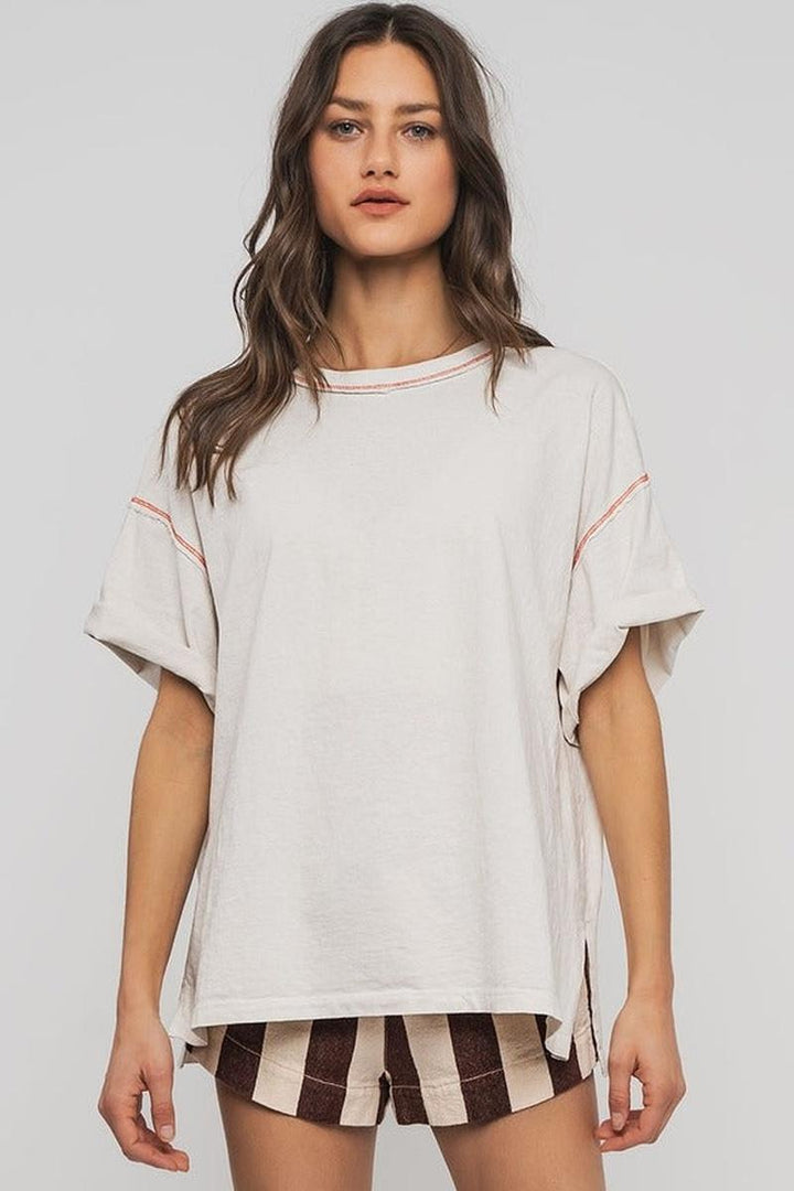 Urban Daizy - Contrast Stitch Mineral Wash Spring Oversized Tee in Chalk