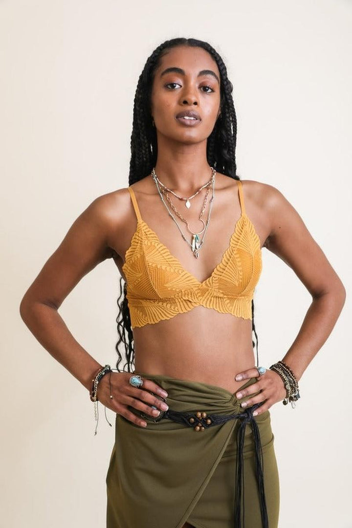 Leto Accessories - Butterfly Scallop Lace Bralette