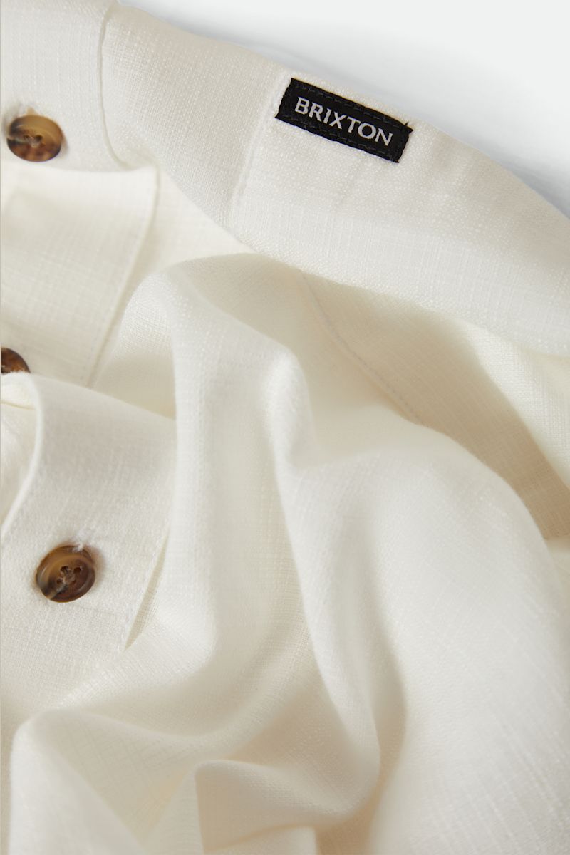 Brixton - Charter Slub Short Sleeve Woven Tee in Off White