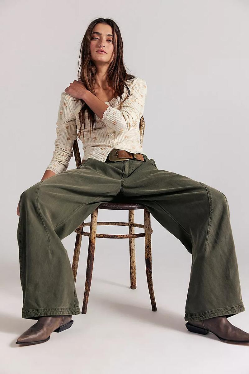 Free People - Spotlight Washed Barrel Chino Trousers