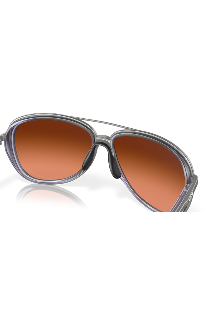 Oakley - Split Time in Matte Trans Lilac Frames with Prizm Brown Gradient Lenses - OO4129-2658