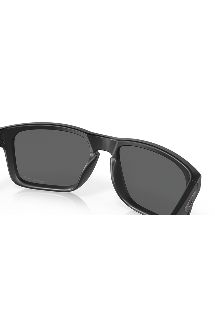 Oakley - Holbrook™ in Matte Black Frames with Prizm Black Polarized Lenses - OO9102-D655
