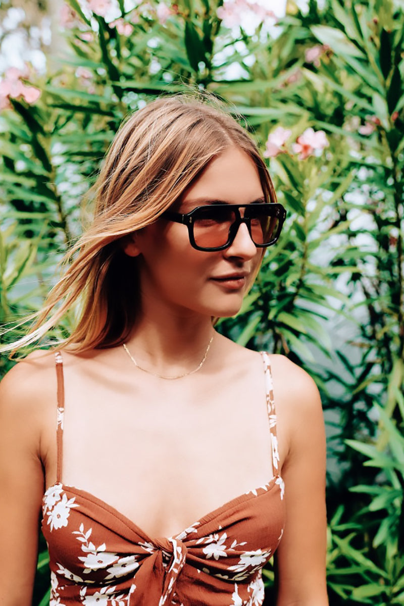 I-SEA - Royal with Black Frames and Peach Lenses