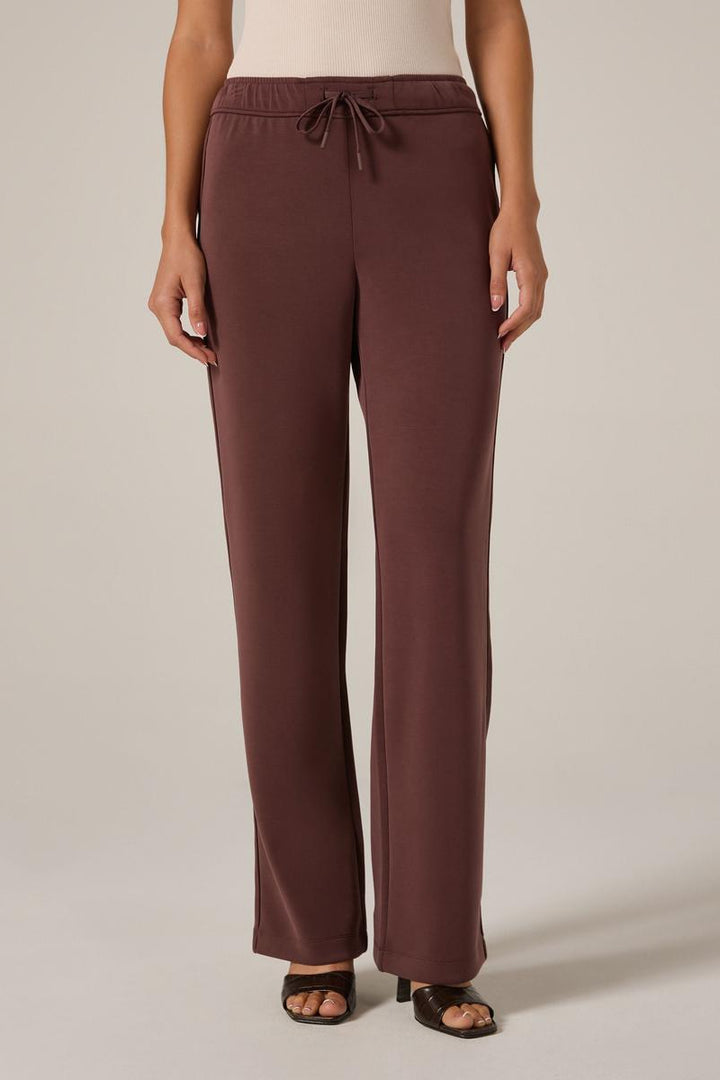 7DIAMONDS - REV™ Straight Leg Pant in Walnut