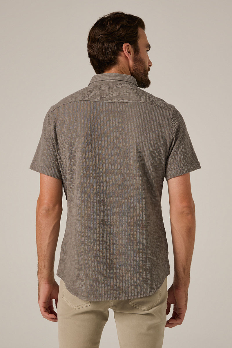 7DIAMONDS - Bennet Seersucker Stretch Short Sleeve Shirt