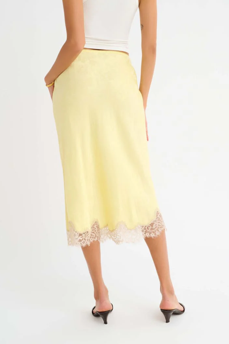 RUMORED - Lady Lace Midi Skirt