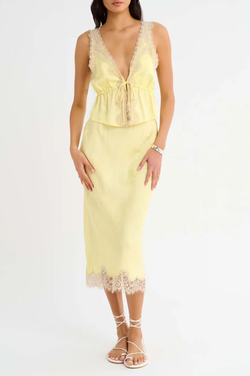 RUMORED - Lady Lace Top