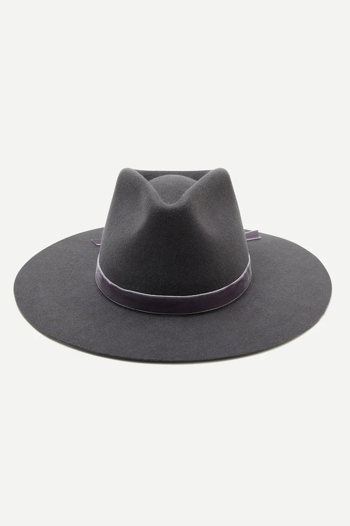 Wyeth - Sloane in "Dark Grey"