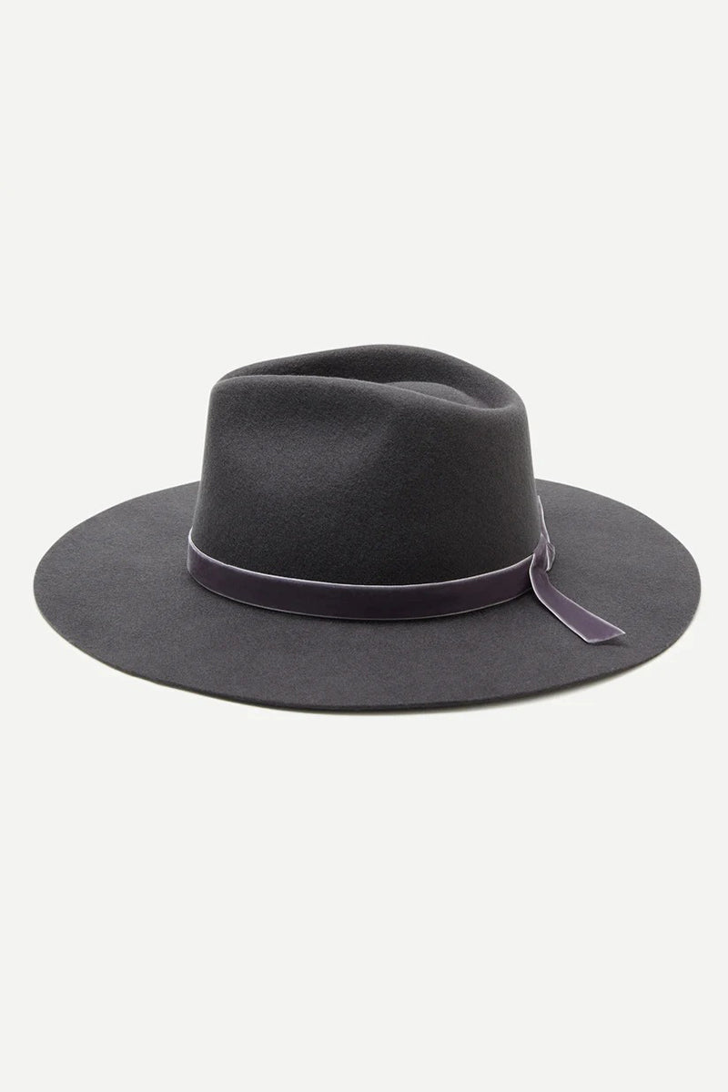 Wyeth - Sloane in "Dark Grey"