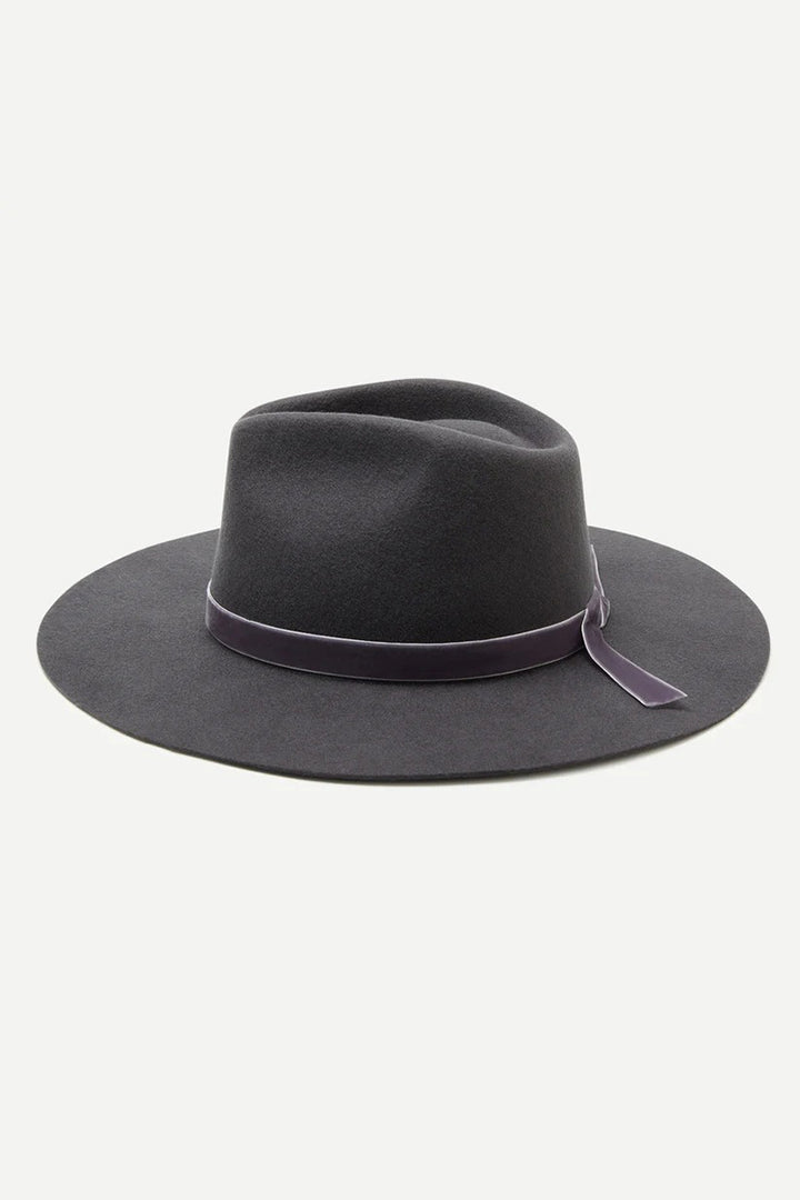 Wyeth - Sloane in "Dark Grey"