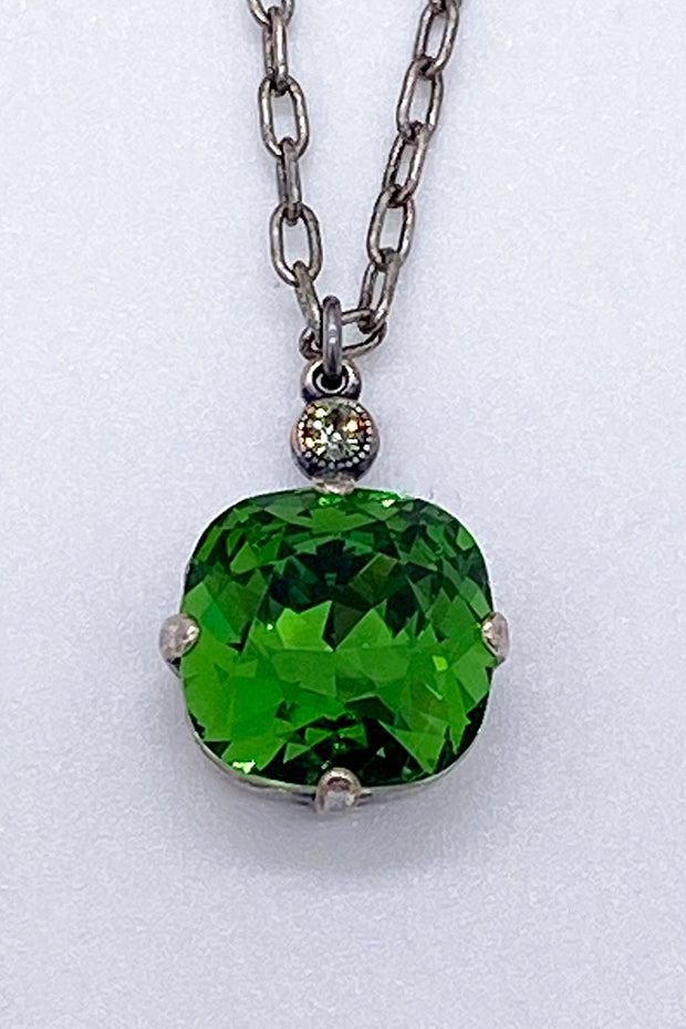 Emerald Pendant Necklace | May Birthstone Necklace – Abiza